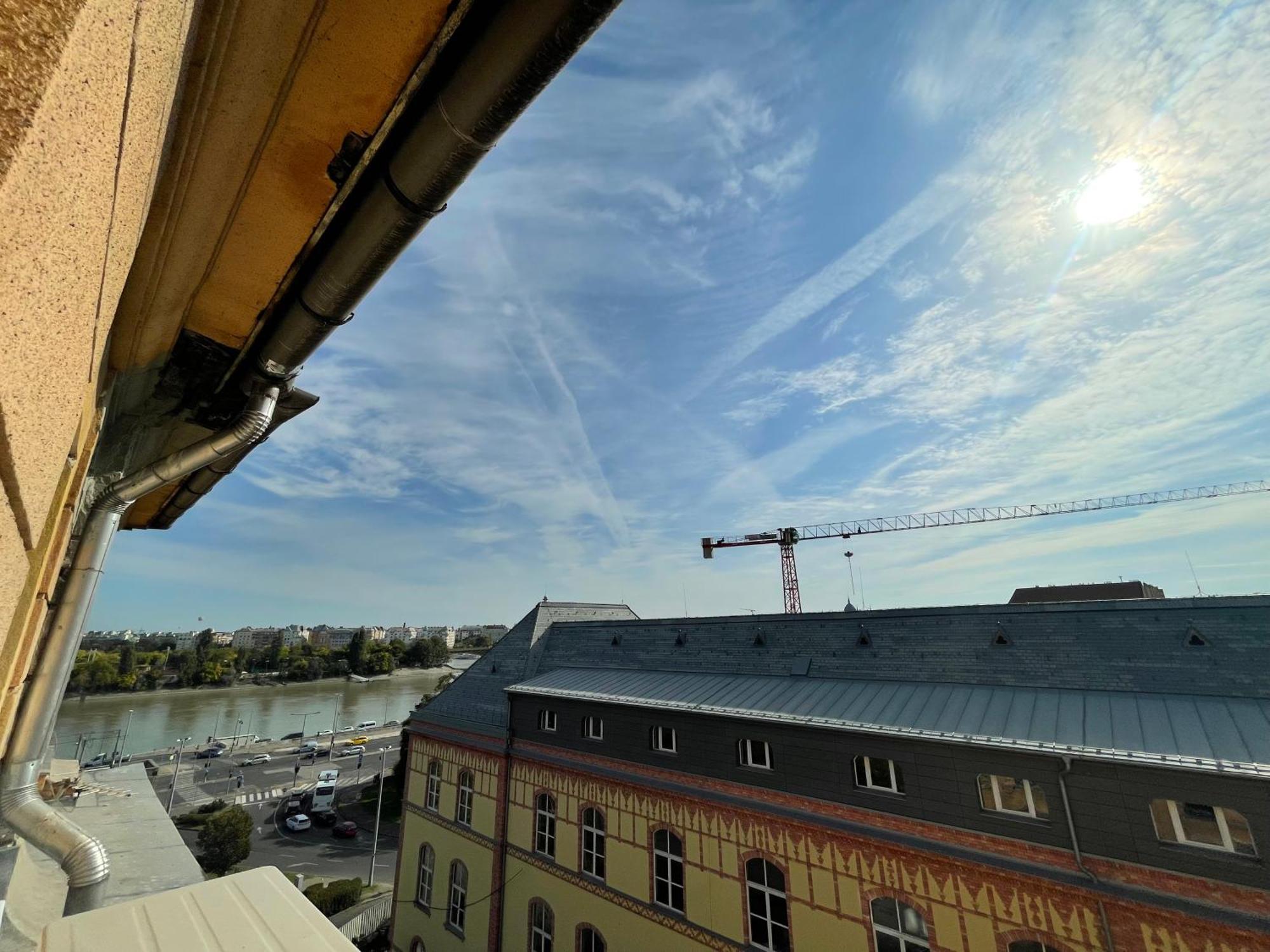 Margaret Apartment Next To The Lukacs Spa View To The Danube River — Photos 3