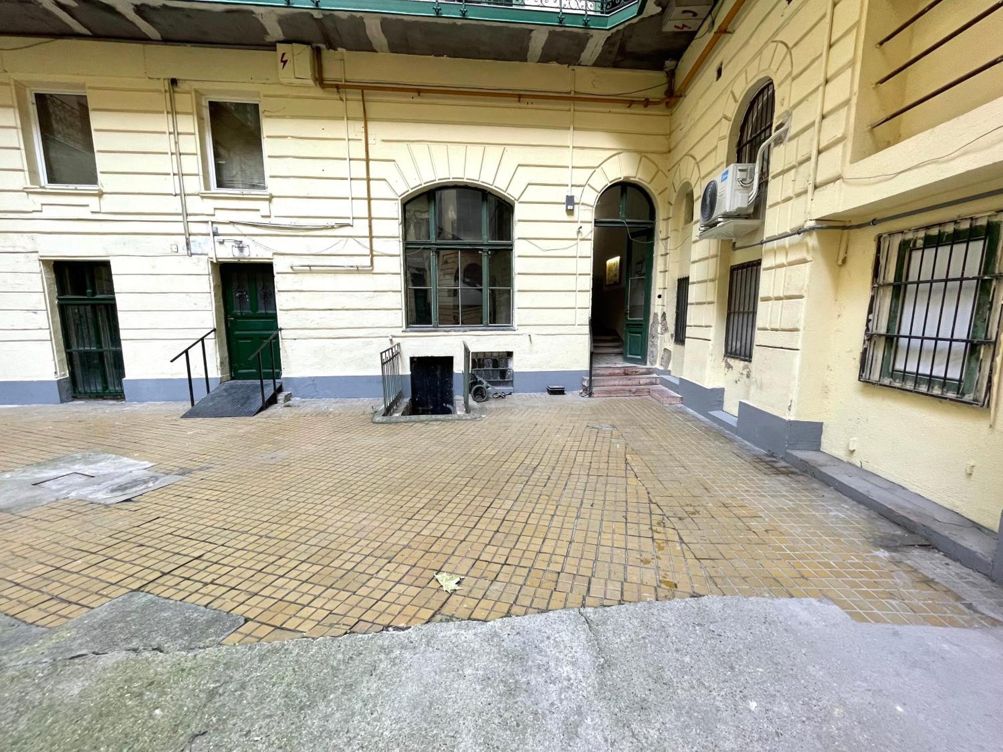 Margaret Apartment Next To The Lukacs Spa View To The Danube River — Photos 2